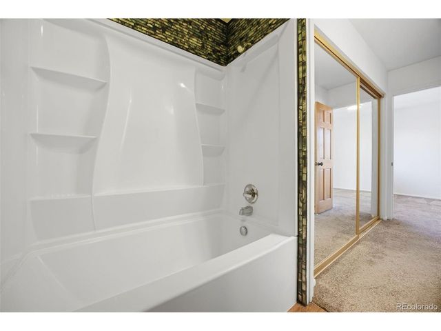 2418 S Victor St A, Aurora, CO 80014