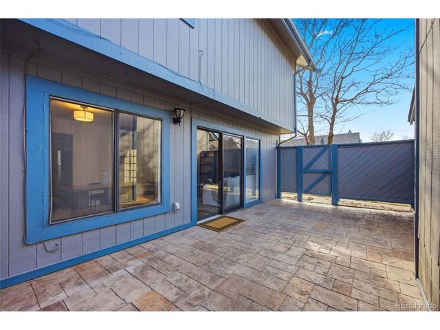 2418 S Victor St A, Aurora, CO 80014