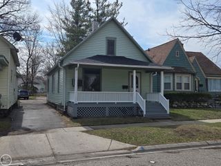 822 Minnie Street, Port Huron, MI 48060