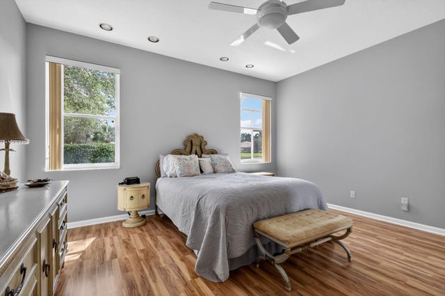 9848 Crescent View Drive S, Boynton Beach, FL 33437