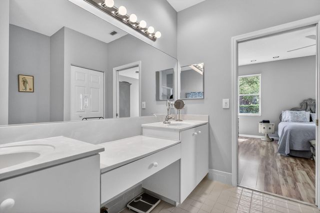 9848 Crescent View Drive S, Boynton Beach, FL 33437