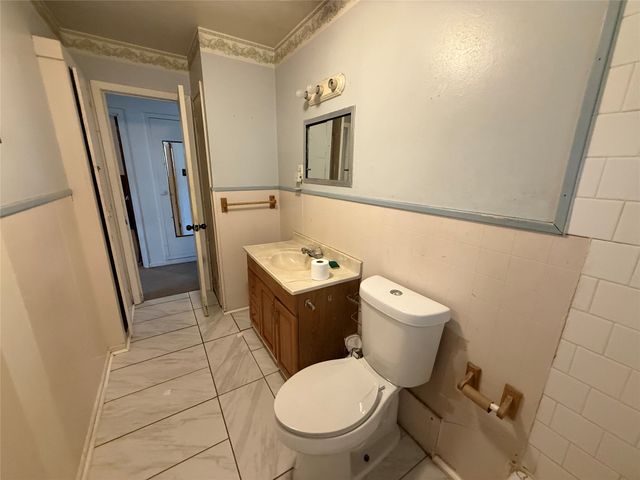 1200 Park Drive, Denison, TX 75020
