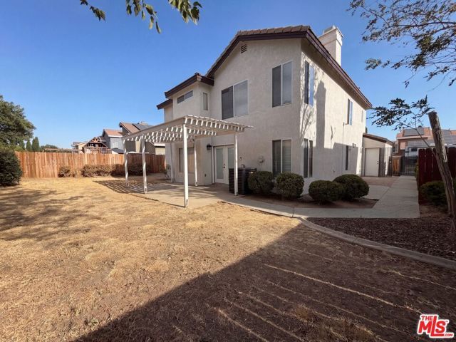 5539 W Avenue L6, Lancaster, CA 93536