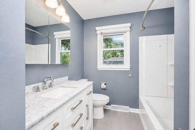 106 NE Sherman Drive, Ankeny, IA 50021