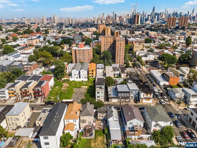6208 Jefferson Street 1, West New York, NJ 07093