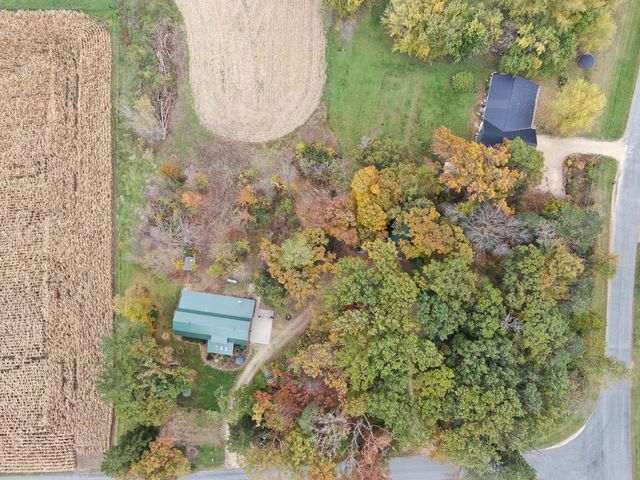 S1814 Stenslien LANE, Westby, WI 54667