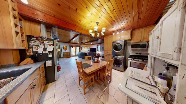 S1814 Stenslien LANE, Westby, WI 54667