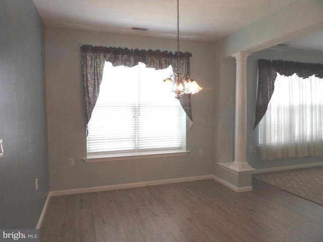 67 MAYFAIR RD, Southampton, NJ 08088