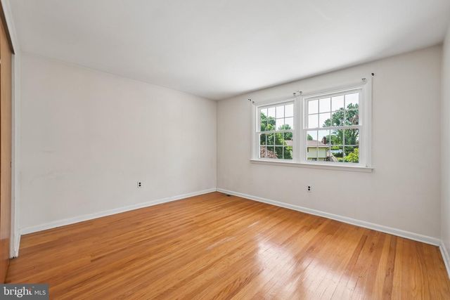 649 CORNWALLIS DR, Mount Laurel, NJ 08054