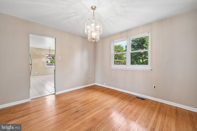 649 CORNWALLIS DR, Mount Laurel, NJ 08054