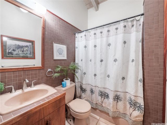 87-251 Paakea Road, Waianae, HI 96792