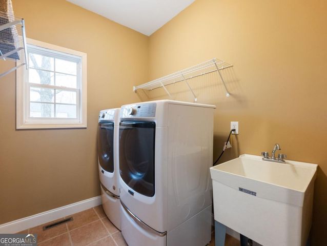 6053 Rockingham Way, Gainesville, GA 30506