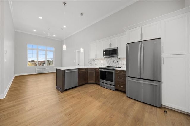 21 Totman Street PH-401, Quincy, MA 02169