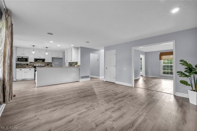 12066 Nathaniel Lane, Twinsburg, OH 44087