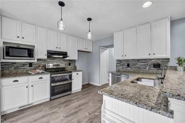 12066 Nathaniel Lane, Twinsburg, OH 44087