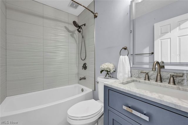 12066 Nathaniel Lane, Twinsburg, OH 44087