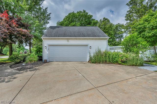 12066 Nathaniel Lane, Twinsburg, OH 44087