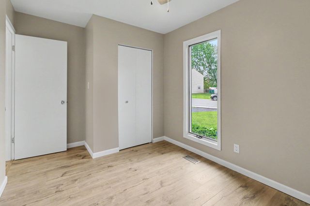 1140 W 59th Place, Merrillville, IN 46410