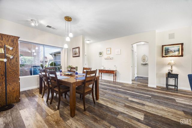 12003 Roaring River Avenue, Bakersfield, CA 93311