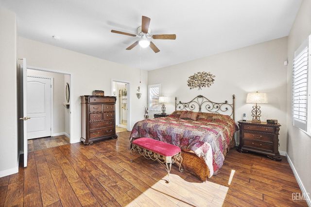 12003 Roaring River Avenue, Bakersfield, CA 93311