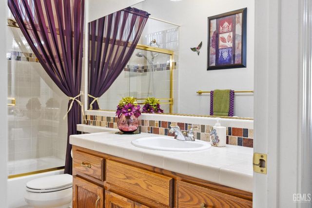 12003 Roaring River Avenue, Bakersfield, CA 93311