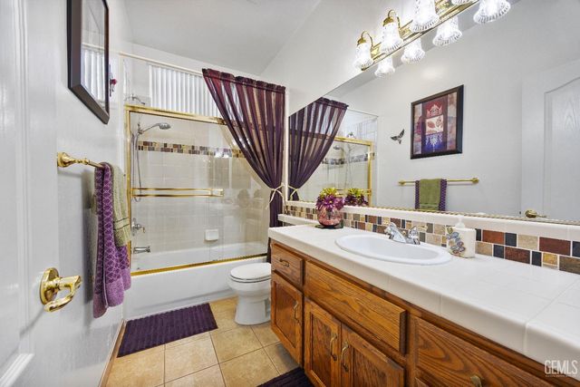 12003 Roaring River Avenue, Bakersfield, CA 93311