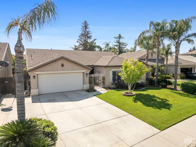 12003 Roaring River Avenue, Bakersfield, CA 93311