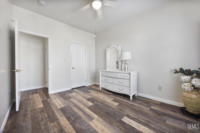 12003 Roaring River Avenue, Bakersfield, CA 93311