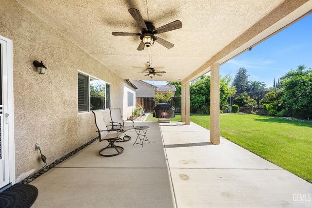 12003 Roaring River Avenue, Bakersfield, CA 93311