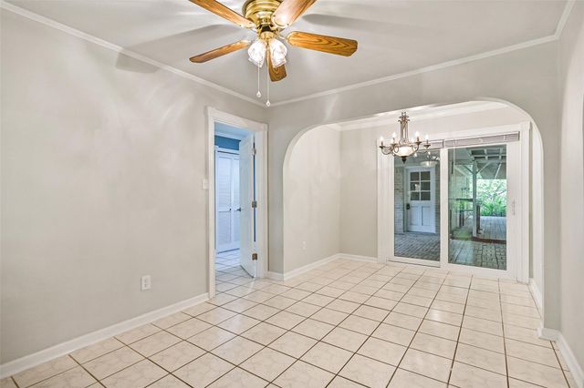 524 Fairdale Street, Friendswood, TX 77546