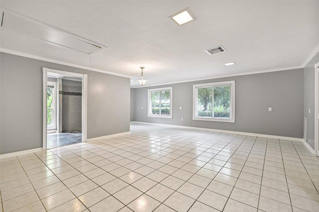 524 Fairdale Street, Friendswood, TX 77546