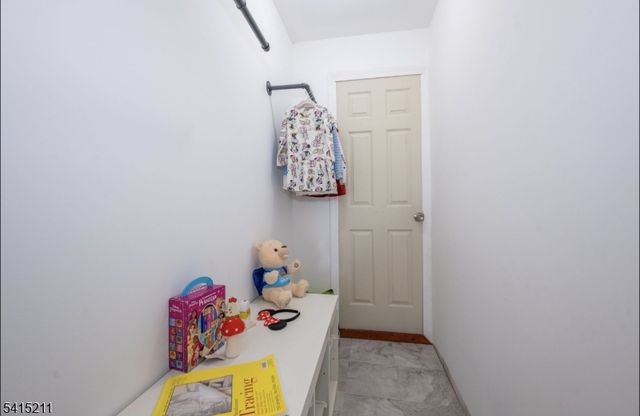 10 Mountain View Dr, Wantage Twp., NJ 07461