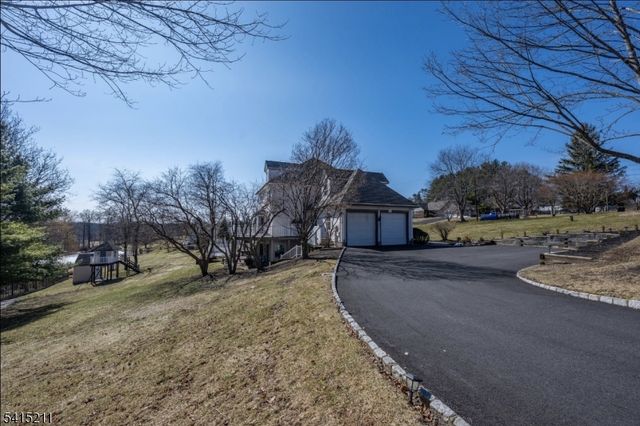 10 Mountain View Dr, Wantage Twp., NJ 07461