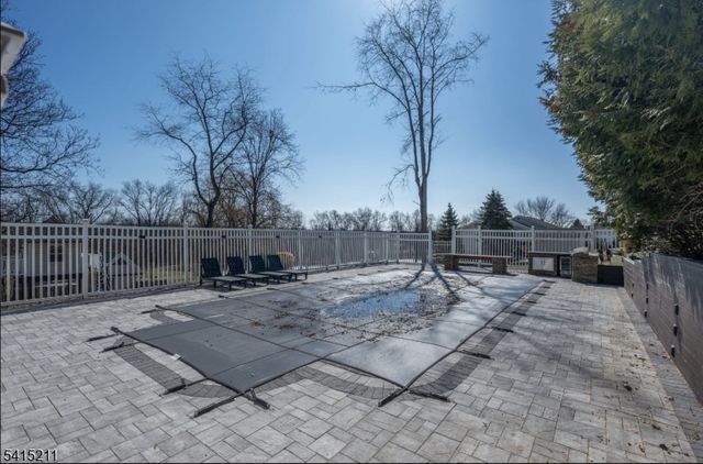 10 Mountain View Dr, Wantage Twp., NJ 07461