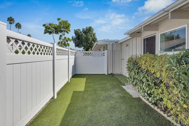 3760 Vista Campana S 76, Oceanside, CA 92057