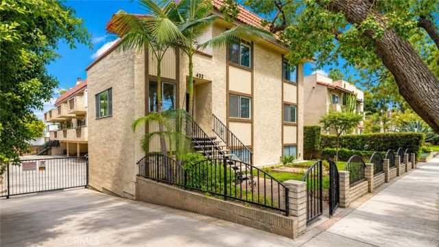 432 S Oak Knoll Avenue 4, Pasadena, CA 91101