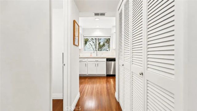 432 S Oak Knoll Avenue 4, Pasadena, CA 91101