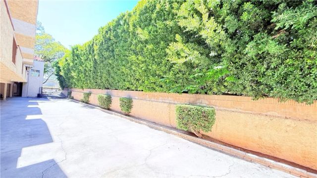 432 S Oak Knoll Avenue 4, Pasadena, CA 91101