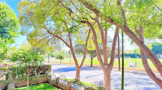 432 S Oak Knoll Avenue 4, Pasadena, CA 91101