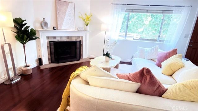 432 S Oak Knoll Avenue 4, Pasadena, CA 91101