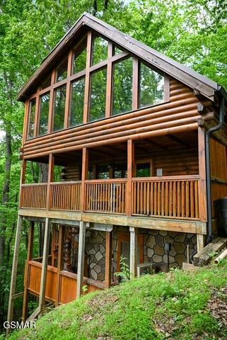 1444 Indian Court, Sevierville, TN 37876