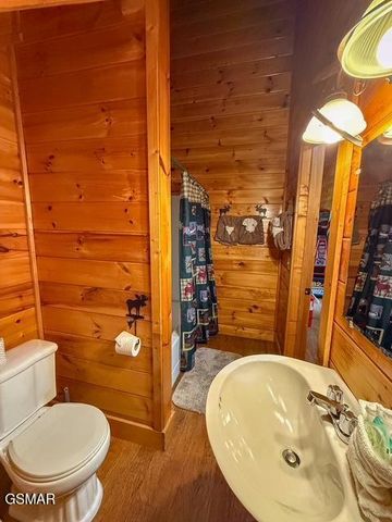 1444 Indian Court, Sevierville, TN 37876