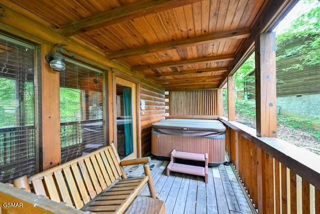 1444 Indian Court, Sevierville, TN 37876