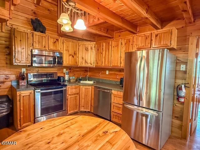 1444 Indian Court, Sevierville, TN 37876