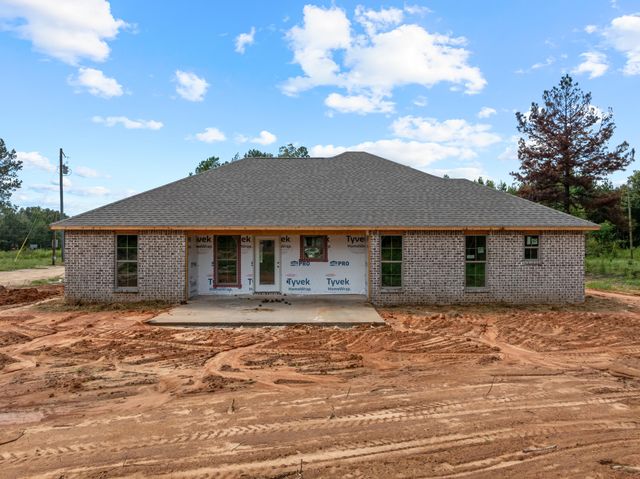 8 Bryant, Sumrall, MS 39482