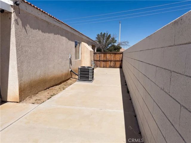13577 Monterey, Victorville, CA 92392