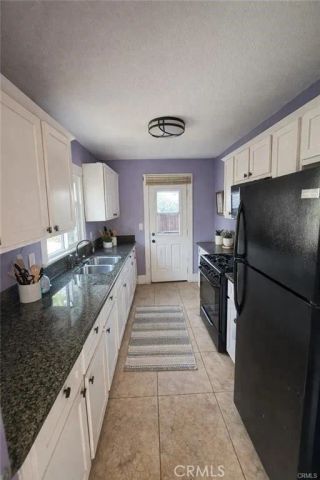 800 N Hobart, Los Angeles, CA 90029