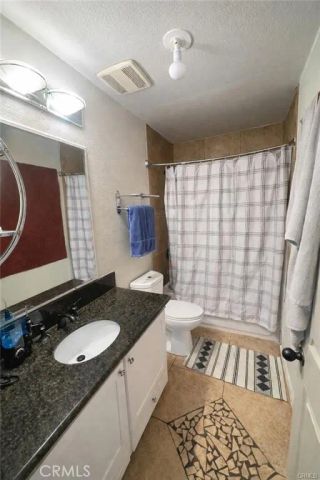 800 N Hobart, Los Angeles, CA 90029