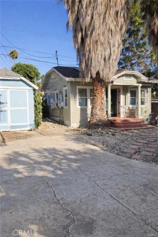 800 N Hobart, Los Angeles, CA 90029