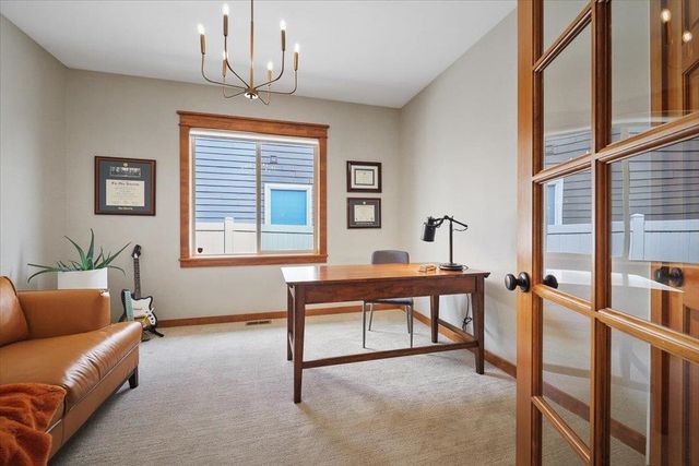 1706 N Rim View Ct, Spokane, WA 99224